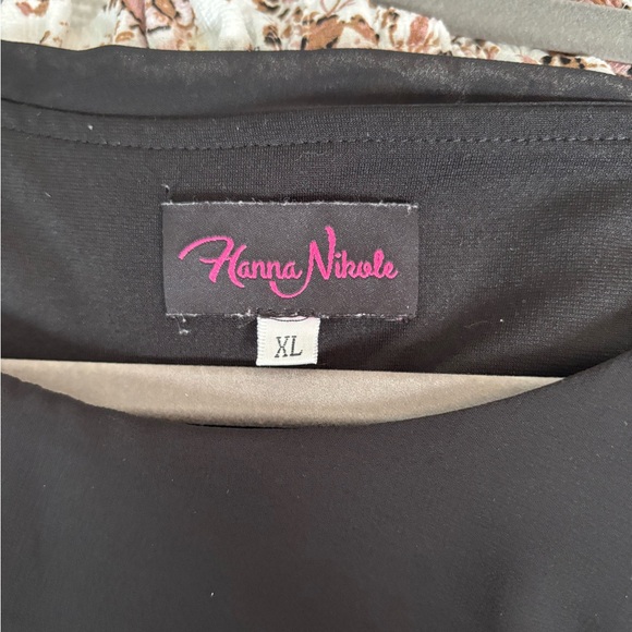 Dress - Picture 8 of 9